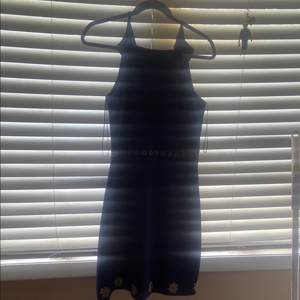 Elegant Black Sleeveless Dress